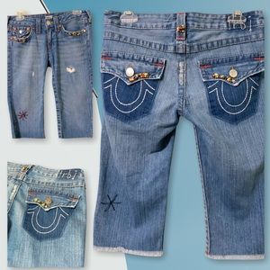 True Religion Jeans Joey Crop Capri Embroidered Beaded Size 28